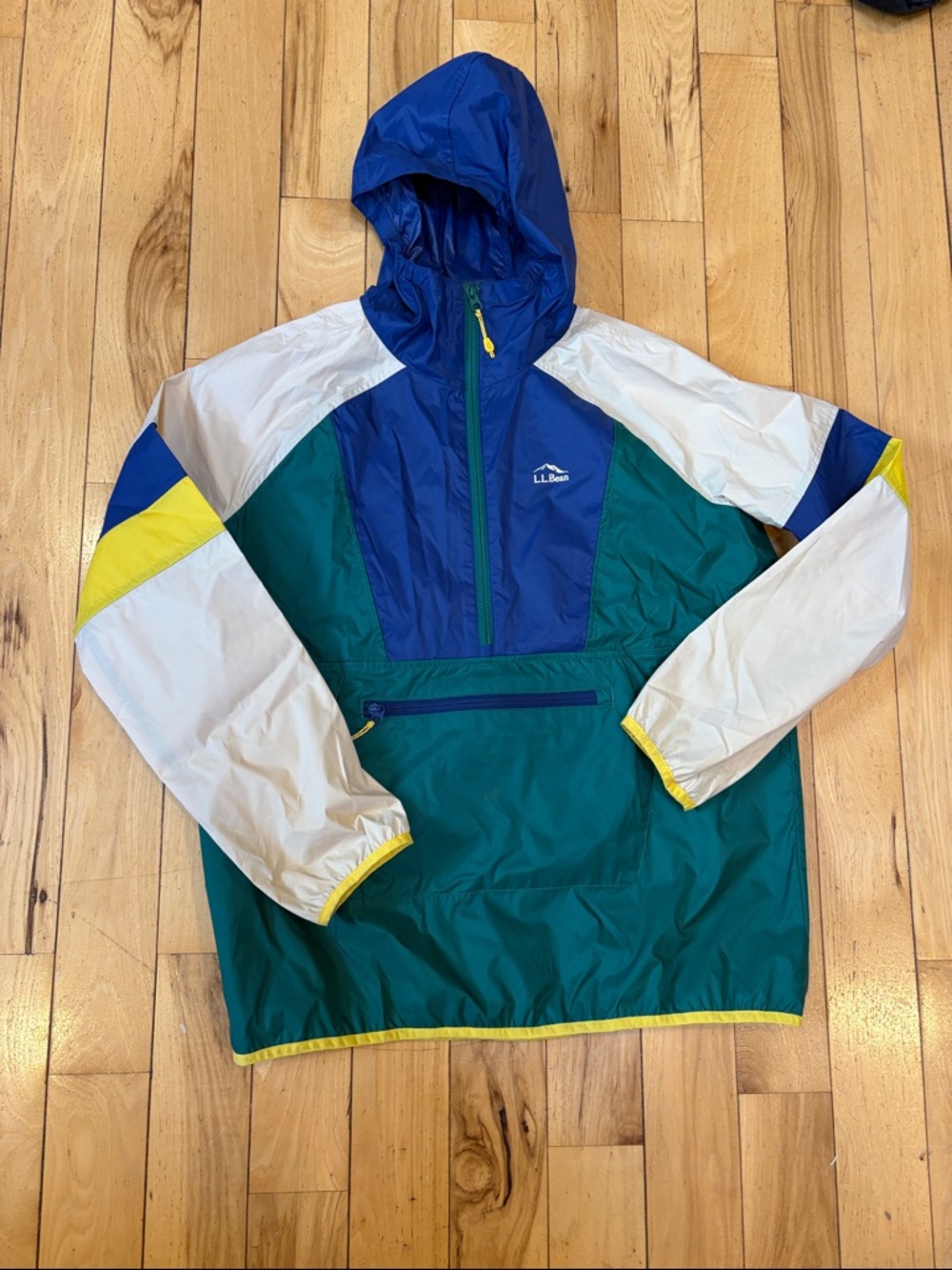 L.L. Bean Teal, Blue and White Pullover Hooded Windbreaker